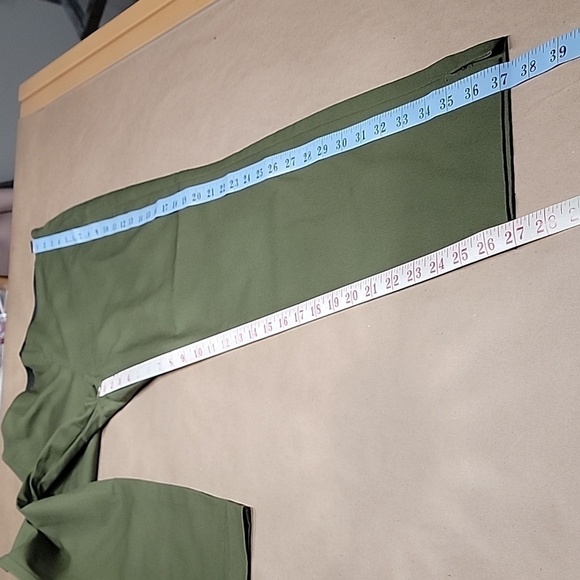 Old Navy, Size 8 High Rise Skinny WOW Pant, "In the Weeds" Color, Excellent Cond - Picture 9 of 14